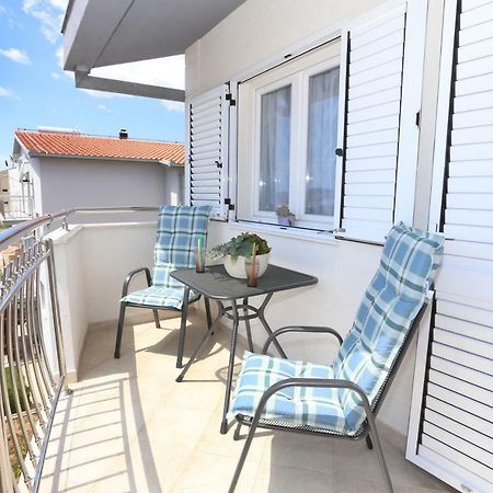 Apartman Kristian Trogir Exterior foto